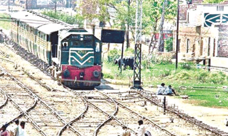 Punjab govt to give Rs350bn for railway track upgrade – Pakistan